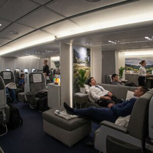 There's a Secret "Rest Area" on Long-Haul Flights for Flight Attendants and Pilots: Crew Comfort